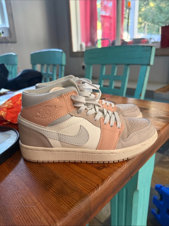 Jordan Shoes - Air Jordan Mid Milan